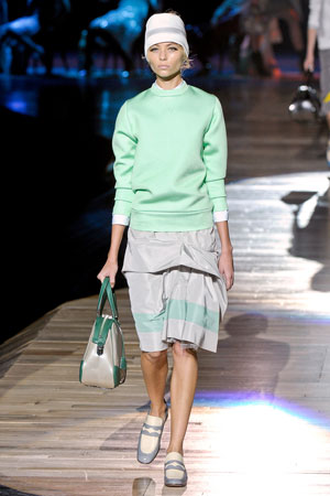 http://kapost-files-prod.s3.amazonaws.com/uploads/asset/file/4f2a0f7845b5c600010001ac/1-marc-jacobs-pastel.jpg