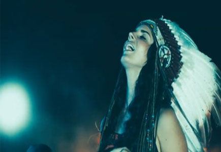 How To Dress Like Lana Del Rey For Halloween lanadelheaddress How To Dress Like Lana Del Rey For Halloween