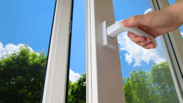 Allergies Door Closed Photo Credit Thinkstock