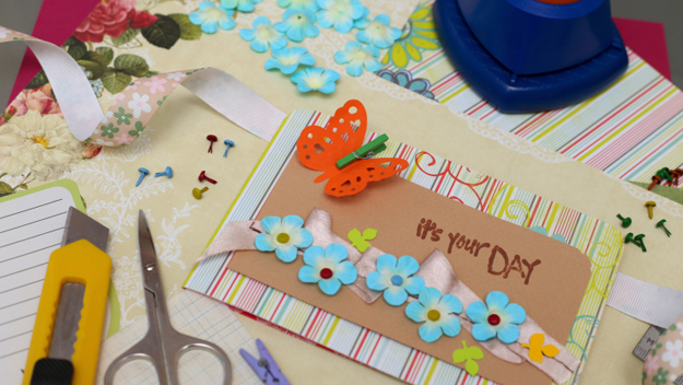 Scrapbooks Photo Credit Thinkstock